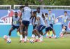 O furtună a stârnit panică în regiunea în care se află echipa de fotbal a Angliei