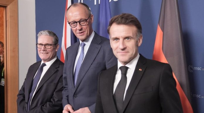 Merz, Macron și Starmer se întâlnesc cu Zelenski la Londra. Europa își coordonează poziția pentru eventuale negocieri cu Rusia
