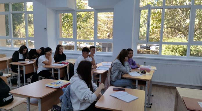 România, avertizată de Comisia Europeană pentru situația din educație: abandonul școlar crește, iar inegalitățile se adâncesc