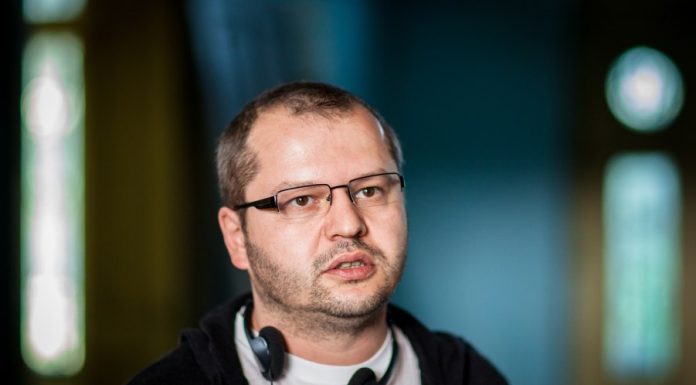 Corneliu Porumboiu, la 20 de ani de la debut: „Nu cred în dispariția cinematografului“. Cum vede regizorul era streamingului și a AI