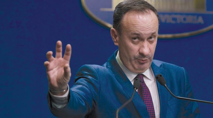 Câciu, după disputele generate de desemnarea lui Veștea ca premier: „Mă lasă rece lacrimile lăudătorilor lui Nea Ilie Sărăcie”