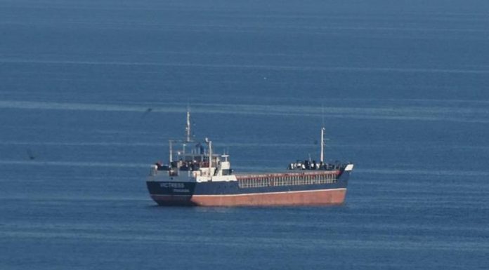 Nou atac cu dronă în Marea Neagră: o navă comercială turcească a luat foc după ce a fost lovită de ruși. Un membru al echipajului a murit