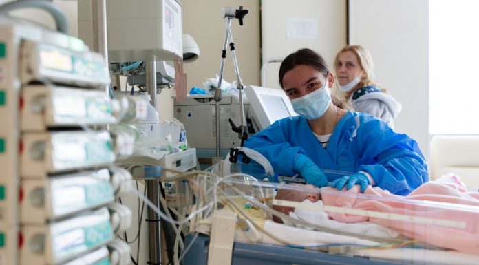 NN a sprijinit cu peste 2 milioane de euro înființarea unei secții de chirurgie cardiovasculară pediatrică în cadrul Spitalului de Copii Marie Curie din București