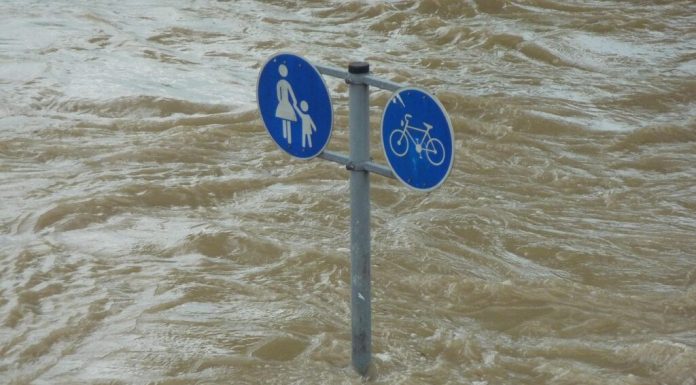 Inundații în Vaslui și Galați: hidrologii emit cod galben