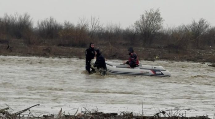 Cod galben de inundaţii pe râuri din 14 judeţe, până joi la prânz. Judeţele cu cel mai mare risc de viituri