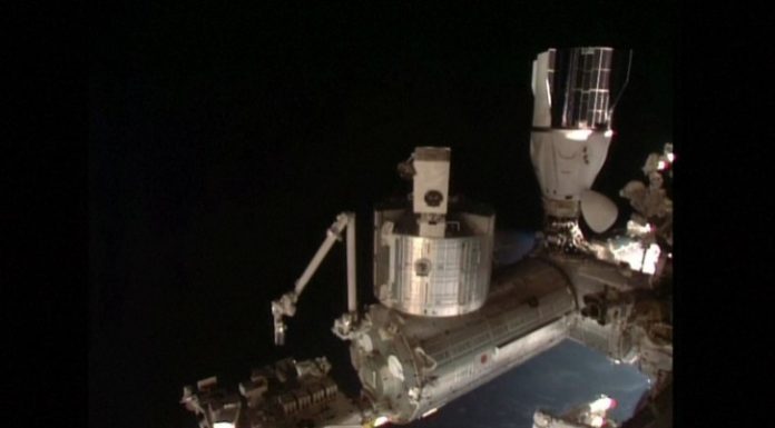 Scurgere de aer la bordul Staţiei Spaţiale Internaţionale (ISS): NASA le cere astronauţilor să intre în nava spaţială şi să se pregătească pentru o eventuală evacuare