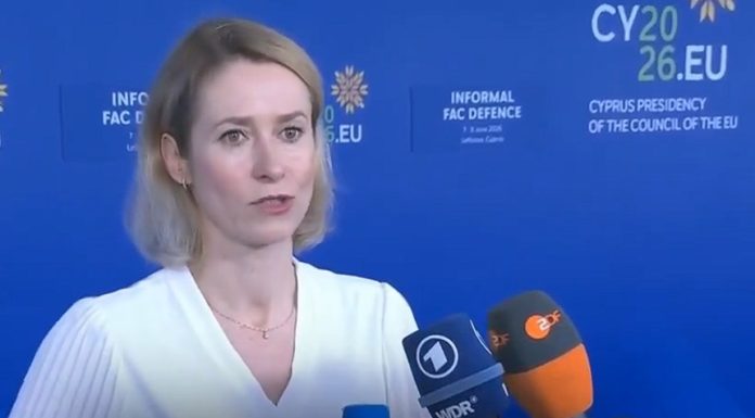 UE discută despre felul în care să folosească 6,6 mld. € din Facilitatea Europeană a Păcii destinate rambursării statelor care au ajutat militar Ucraina, blocată prin veto de Orban şi deblocată de Magyar. Kallas vrea ca Kievul să fie ajutat să cumpere sau