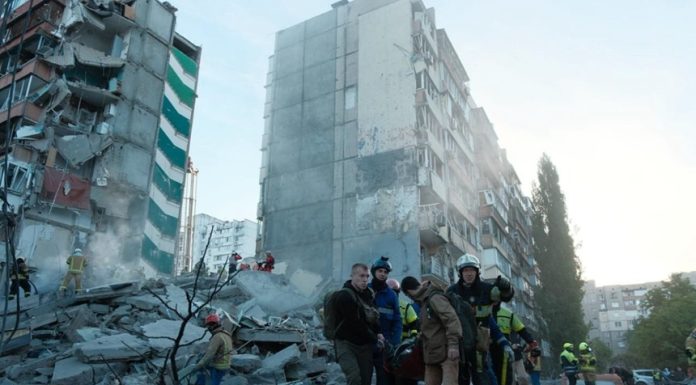 Atacuri ruseşti masive lansate în timpul nopţii au lovit Ucraina, provocând moartea a cel puţin cinci persoane