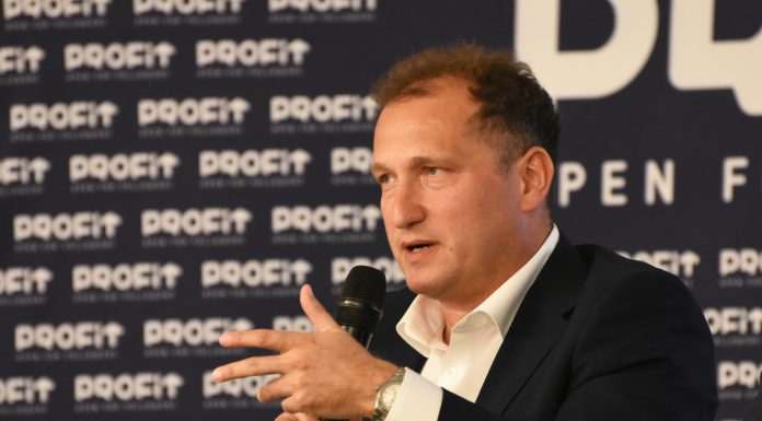 VIDEO Laurențiu Ispir, Booster Capital: Da, suntem în recesiune, dar nu peste tot. Sunt sectoare “hot” în România. Au învățat că se pot cumpăra unii pe alții – Profit Piața de Capital.forum