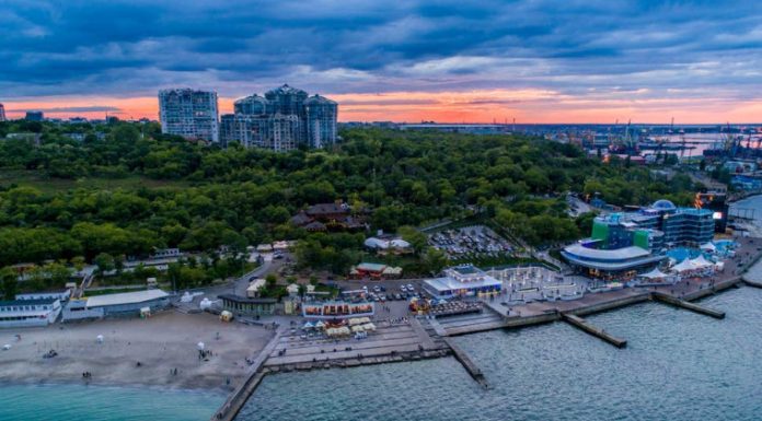 Litoralul din Odesa se redeschide pentru turiști