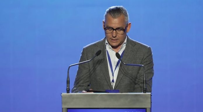 CONGRESUL EXTRAORDINAR AL PNL – Lorant Antal: Soluţia pentru stabilitate e dispoziţia la compromis, căutarea parteneriatelor politice sănătoase şi poate definirea unui nou proiect de ţară, care să nu rămână doar pe hârtie, cum a păţit România, pas cu pas