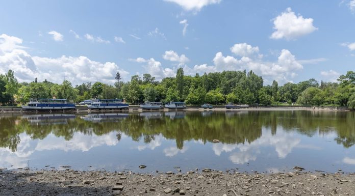 Ce a găsit Primăria Capitalei pe fundul lacului Herăstrău. Lucrările vor dura un an