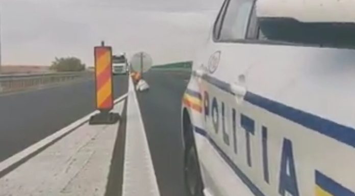 Trafic restricționat pe Autostrada A10, în județul Cluj, după o coliziune între două ansambluri auto