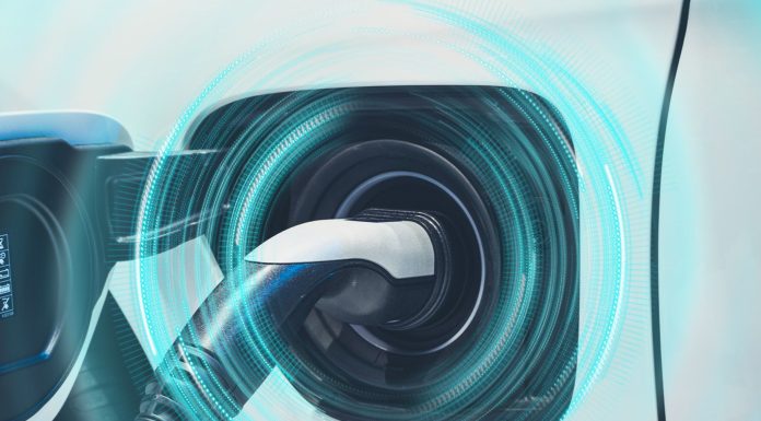 Războiul cu Iranul accelerează vânzările de maşini electrice în Europa, dar industria avertizează că efectul ar putea fi temporar