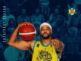 Baschet masculin: La aproape 41 de ani, jucătorul Monyea Pratt şi-a prelungit contractul cu CSU Sibiu