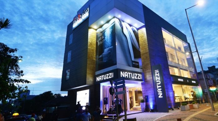 Producție mutată în România: Natuzzi transferă parte din producția de mobilă din Italia la fabrica din Baia Mare CONFIRMARE