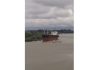 O navă cargo sub pavilion Panama a pierdut direcţia şi a avariat un ponton de pasageri în zona municipiului Tulcea – FOTO, VIDEO
