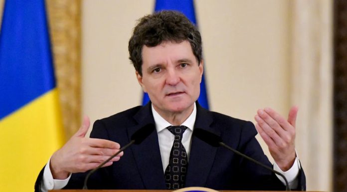 Nicușor Dan, Comandantul Suprem al Armatei, după explozia dronei din Portul Constanța: Pe partea marină, pentru mine, e un subiect nou. Voi avea o discuție cu instituțiile responsabile