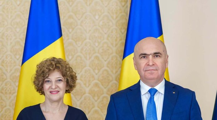 ADRIAN VEŞTEA, DESEMNAT PREMIER – Vicepremierul interimar Oana Gheorghiu: Sunt alături de Ilie Bolojan şi de toţi românii muncitori care vor modernizarea României, oprirea risipei şi eliminarea privilegiilor
