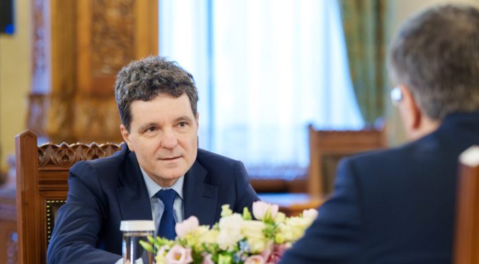 Nicușor Dan, discuții informale la Palatul Cotroceni cu liderii coaliției, în încercarea de a găsi o soluție guvernamentală