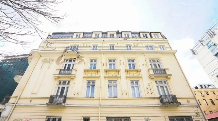 EXCLUSIV FOTO Proprietarii israelieni ai Palatului Universul transformă în apartamente fostul Palat al Fabricii Letea, creat de un celebru arhitect în centrul Bucureștiului