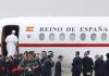 Papa Leon al XIV-lea a decolat din Insulele Canare cu întârziere din cauza unei defecţiuni la avionul său. Un nou aparat i-a fost pus la dispoziţie de regele Spaniei