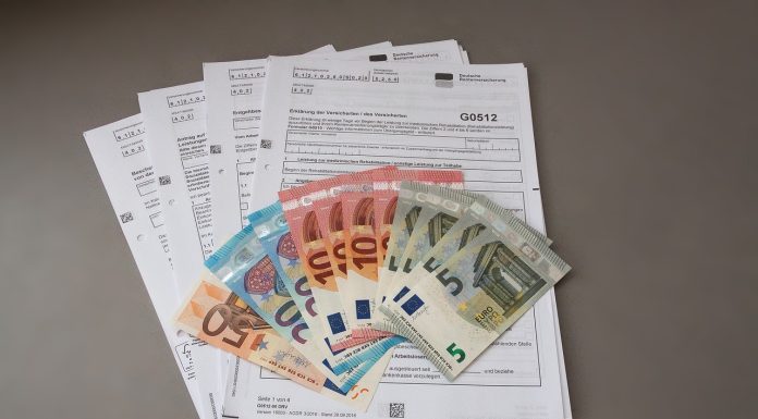 Profit istoric în asigurările românești. Cei mai mari câștigători și pierzătorii