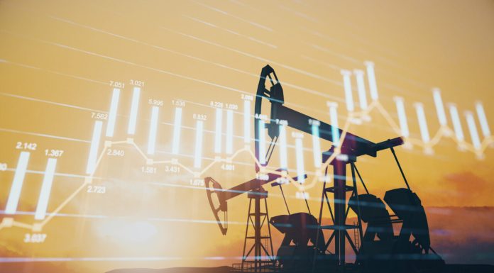 Criză pe piața energiei. Avertismentul EIA pentru piețele globale: stocurile de petrol se apropie de minimul ultimelor două decenii