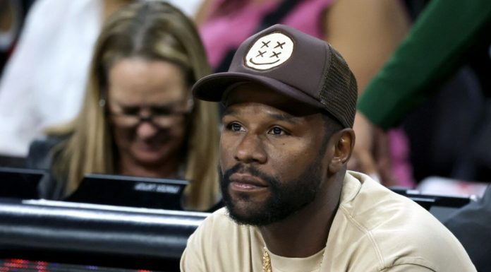 Floyd Mayweather, acuzat că a dat o nouă țeapă. „Ai dispărut cu milioanele de dolari”