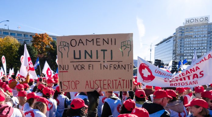 Grevă japoneză în sănătate. Sindicaliștii Sanitas protestează față de legea salarizării și amenință cu greva generală