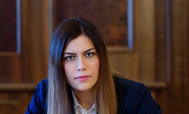 Proiectul co-iniţiat de USR pentru întărirea apărării digitale a României, adoptat de Parlament