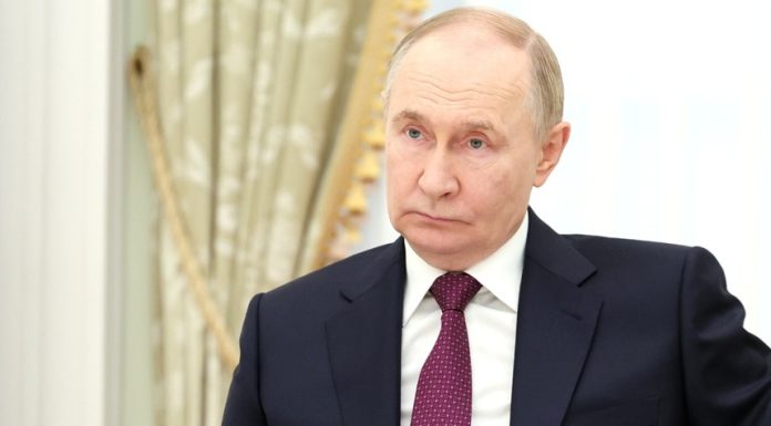 Rusia pregăteşte un ”război juridic” împotriva Occidentului, pentru a-l ”slăbi” şi influenţa, avertizează spionajul leton. Moscova vrea să dea în judecată la CIJ ţările baltice cu privire la o ”discriminare” a ruşilor şi rusofonilor şi vizează o confrunta