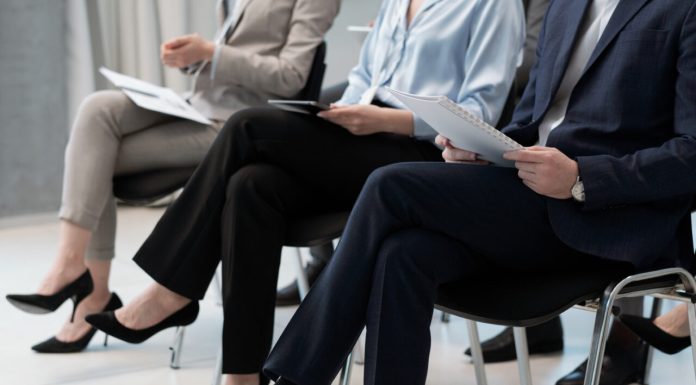 Primești 1.500 de lei dacă te angajezi. Oferta unei fabrici din România