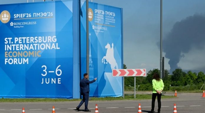 Zelenski dă asigurări că atacurile ucrainene la Sankt Petersburg sunt un răspuns ”drept” dat Rusiei. ”Planul Ucrainei al sancţiunilor cu bătaie lungă este pus în aplicare exact aşa cum trebuie pentru a apropia pacea”