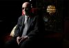 Salman Rushdie revine la ficţiune, la patru ani după atacul cu cuţitul
