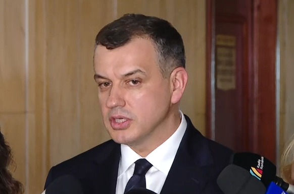 Eugen Tomac: Am înţeles mesajul PNL şi îl respect. Aţi hotărât să mergeţi în opoziţie, foarte bine! Dar renunţaţi la demagogie / Nu avem nevoie de lecţii de la nimeni. Sunt decis să merg mai departe şi sunt chiar foarte optimist