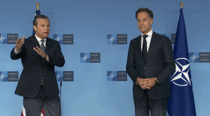 Șeful Pentagonului critică aliații NATO pentru poziția privind Iranul și anunță o revizuire a forțelor americane din Europa