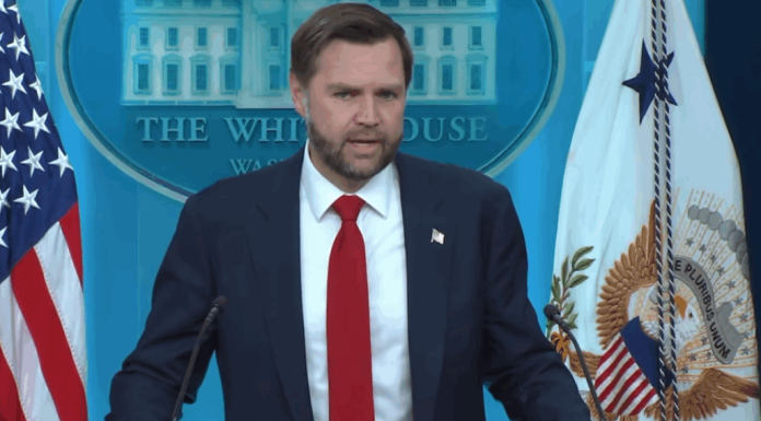 JD Vance îi ia apărarea lui Trump în acordul de pace cu Iran: „Nu am făcut concesii iranienilor. Nici măcar un singur penny”