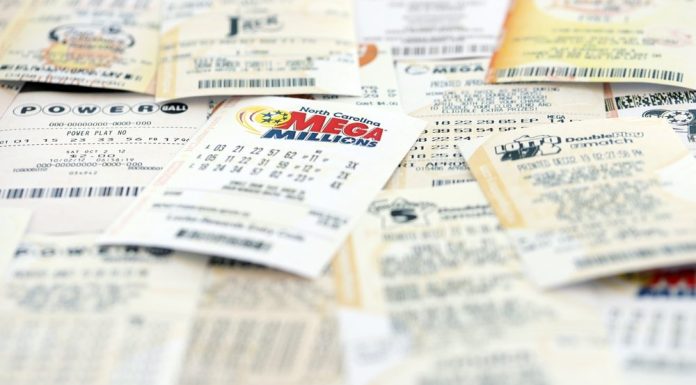 Un bărbat din SUA a câștigat la „Milionar pe viață” și va încasa până la sfârșitul vieții 100.000 de dolari pe an