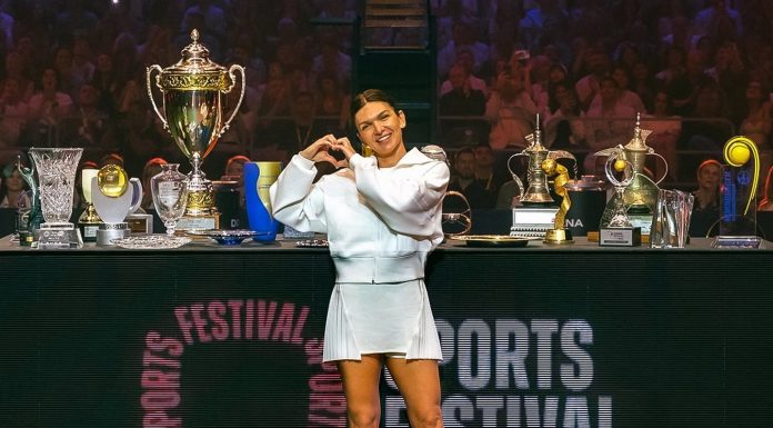 S-a încheiat oficial o eră în tenis: Simona Halep s-a retras şi a devenit legendă sub privirile legendarilor Nadia, Hagi şi Năstase / “Sunt un om împlinit” / Starurile Svitolina, Monfils şi Cahill, la evenimentul de la Cluj / Show Loredana – VIDEO