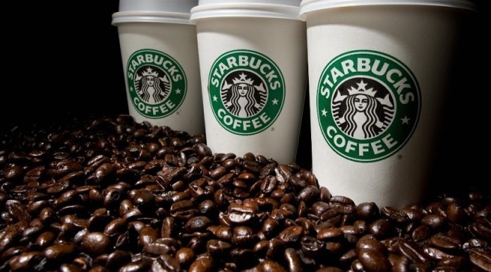 Starbucks Coreea va închide temporar toate magazinele pentru o lecţie de istorie, în urma unei promoţii neinspirate la cafea