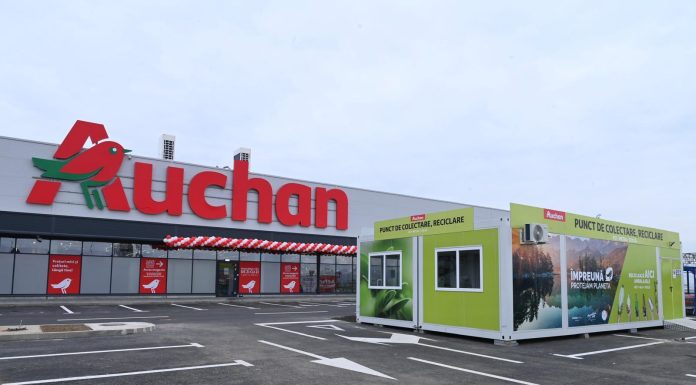 FOTO Cumpărături record la Auchan. Un bucureștean a plasat pe platforma online o comandă de 67.000 lei, un constănțean a inclus în coș aproape 240 de produse