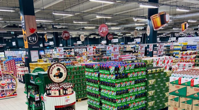 Auchan dă startul Târgului de Bere cu peste 300 de sortimente din 25 de țări, în așteptarea campionatului mondial de fotbal