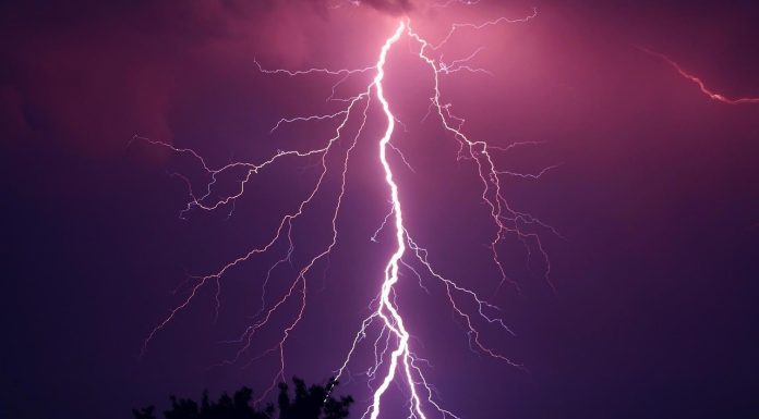 Nouă alertă meteo în România – Cod galben de ploi torențiale, vijelii și grindină, în nordul și nord-estul Munteniei și în nordul Dobrogei
