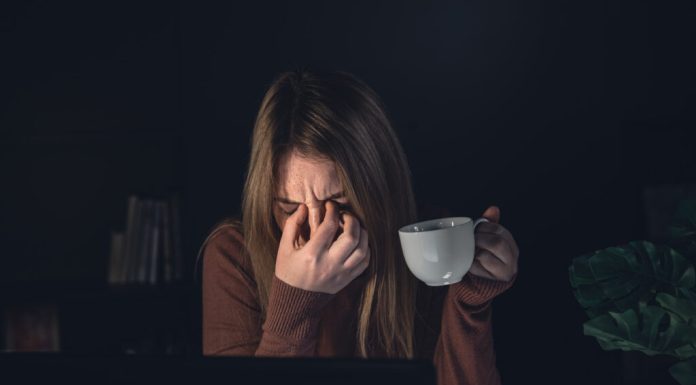 Un test de salivă ar putea detecta lipsa acută de somn / Metoda ar putea fi folosită inclusiv în anchete rutiere