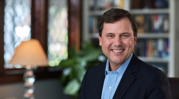 Un congresman dispărut de câteva luni din spaţiul public a câştigat alegerile primare după ce a primit sprijinul lui Trump