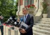 Tomac îl laudă pe Bolojan pentru “reformele importante” și se angajează să le continue. Atunci de ce a mai fost demis Bolojan?