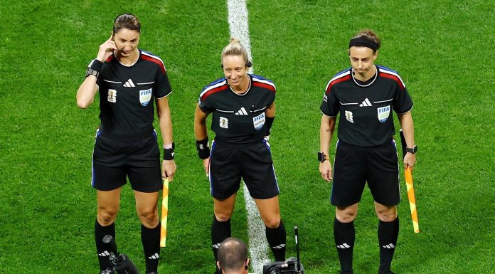Cupa Mondială: Cehia – Africa de Sud, scor 1-1 / Tori Penso, a doua femeie care arbitrează un meci de CM masculină, la trei ani şi jumătate după Stéphanie Frappart