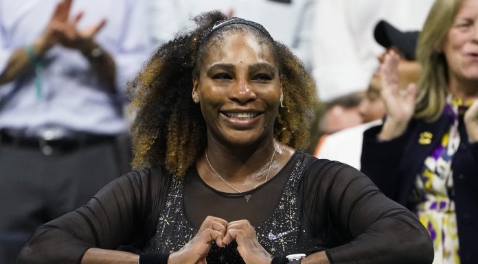 Serena Williams recunoaşte că trebuie să „se antreneze puţin mai mult” pentru a putea juca din nou la simplu