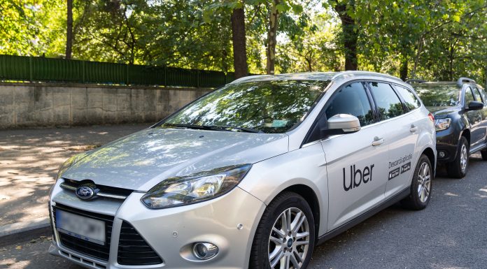 Uber se extinde într-un nou oraș din România. Aplicația devine disponibilă și în Alexandria